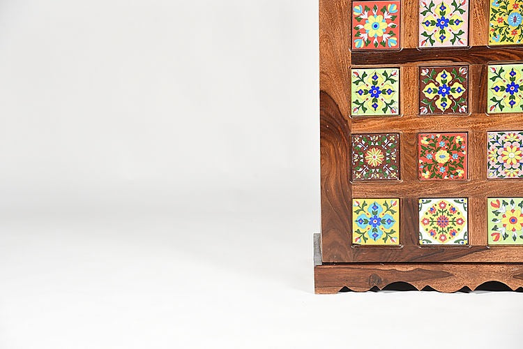 Solid Wood Bar Cabinet In Natural Finish