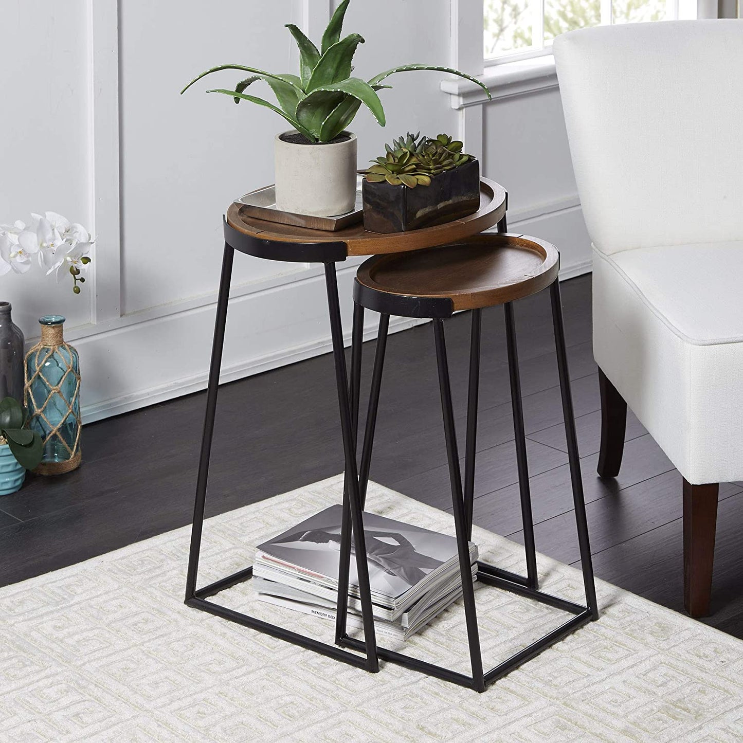 Hideo - Set Of Two Nesting Tables With Metal Base & Wooden Top